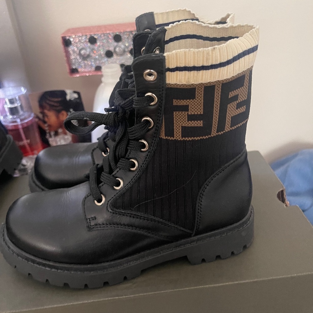 Girls Fendi boots